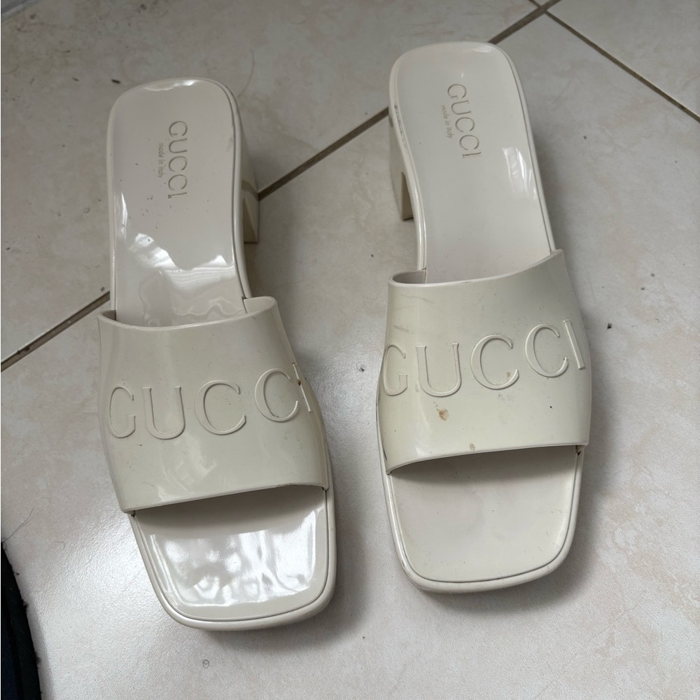 Gucci Women's Off-White Mules